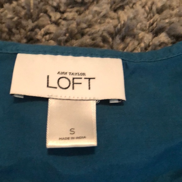 Cotton Silk blend tank with beautiful neck decor - Picture 4 of 5